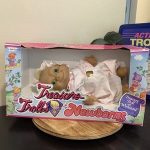 VTG 1993 BABY NEWBORN TREASURE TROLL 10" YELLOW WISHSTONE NIB